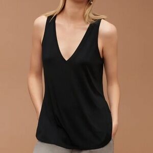 Babaton Black V-Neck Sleeveless Top